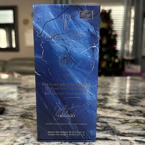 PRÉDIRÉ PARIS
Eye Care Intensive Rescue 24-Hour Dual Treatment